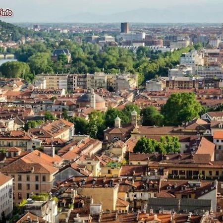 Appartement Mansarda Al Valentino à Turin Extérieur photo