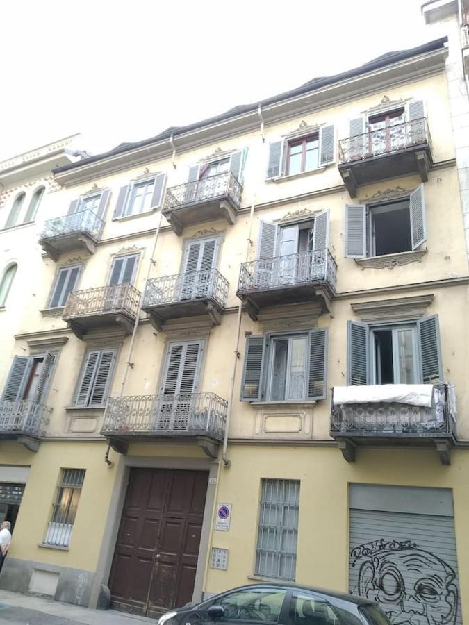 Appartement Mansarda Al Valentino à Turin Extérieur photo